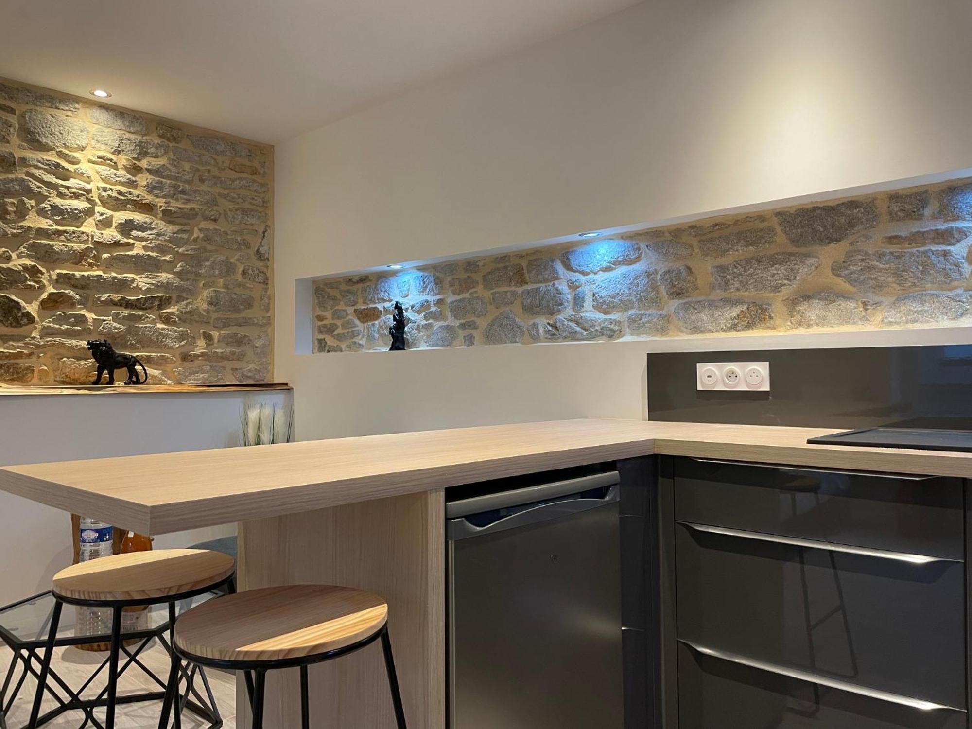 Le Calloch 2D - Studio 4 Etoiles - Quartier Gare - Wifi - Netflix Quimper Exterior photo