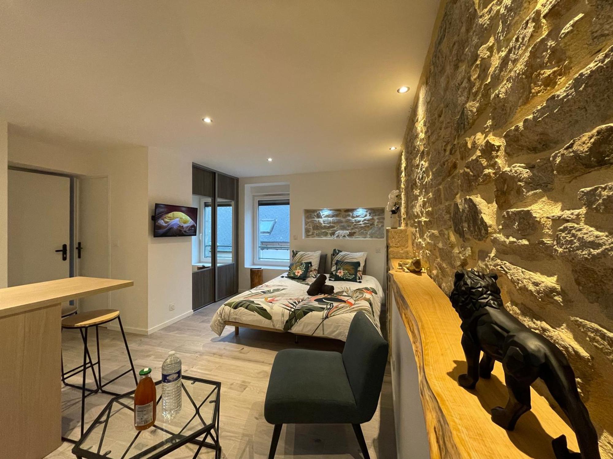 Le Calloch 2D - Studio 4 Etoiles - Quartier Gare - Wifi - Netflix Quimper Exterior photo